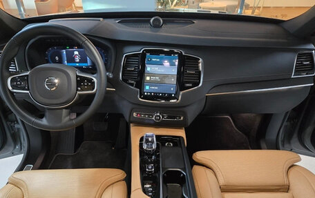 Volvo XC90 II рестайлинг, 2025 год, 7 899 018 рублей, 7 фотография