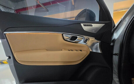 Volvo XC90 II рестайлинг, 2025 год, 7 899 018 рублей, 11 фотография