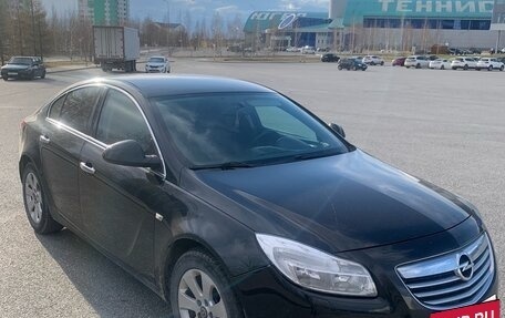 Opel Insignia II рестайлинг, 2010 год, 600 000 рублей, 2 фотография