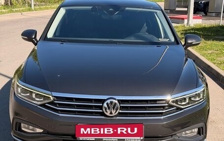 Volkswagen Passat B8 рестайлинг, 2020 год, 3 499 000 рублей, 3 фотография