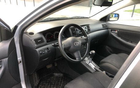 Toyota Corolla, 2005 год, 525 000 рублей, 2 фотография
