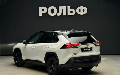 Toyota RAV4, 2021 год, 3 450 000 рублей, 3 фотография