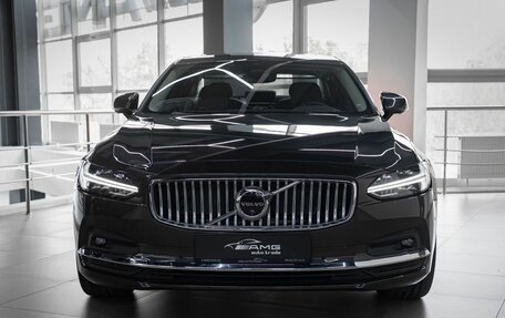 Volvo S90 II рестайлинг, 2024 год, 5 800 000 рублей, 2 фотография