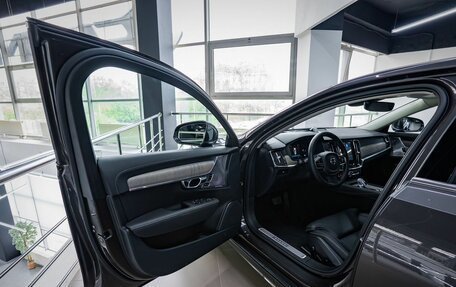 Volvo S90 II рестайлинг, 2024 год, 5 800 000 рублей, 15 фотография