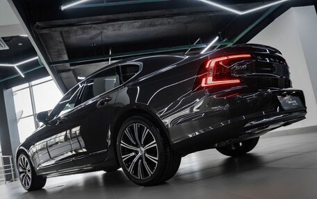 Volvo S90 II рестайлинг, 2024 год, 5 800 000 рублей, 12 фотография
