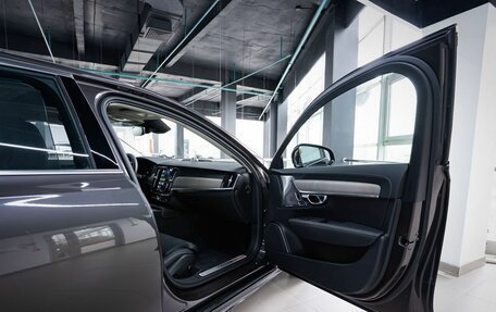 Volvo S90 II рестайлинг, 2024 год, 5 800 000 рублей, 18 фотография
