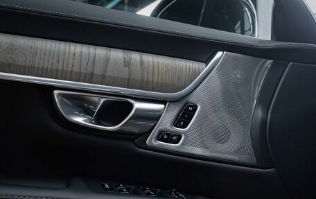 Volvo S90 II рестайлинг, 2024 год, 5 800 000 рублей, 21 фотография