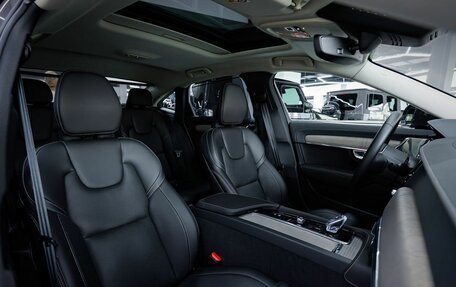 Volvo S90 II рестайлинг, 2024 год, 5 800 000 рублей, 24 фотография