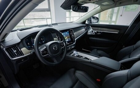 Volvo S90 II рестайлинг, 2024 год, 5 800 000 рублей, 25 фотография