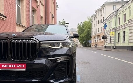 BMW X7, 2020 год, 8 800 000 рублей, 2 фотография