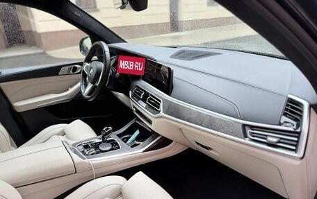 BMW X7, 2020 год, 8 800 000 рублей, 14 фотография