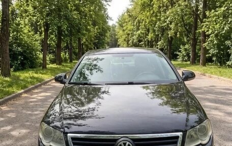 Volkswagen Passat B6, 2008 год, 650 000 рублей, 1 фотография