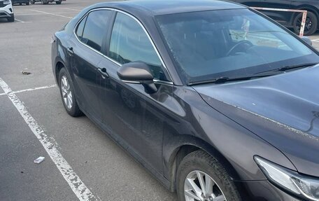 Toyota Camry, 2019 год, 2 350 000 рублей, 2 фотография