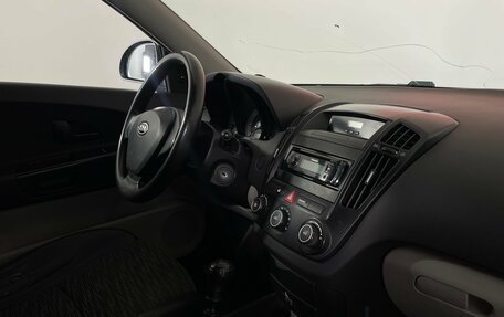KIA cee'd I рестайлинг, 2009 год, 669 000 рублей, 12 фотография