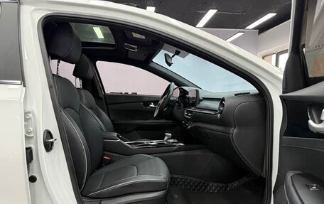 KIA K3, 2023 год, 1 600 000 рублей, 14 фотография