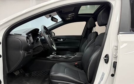 KIA K3, 2023 год, 1 600 000 рублей, 19 фотография