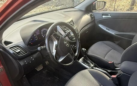Hyundai Solaris II рестайлинг, 2015 год, 949 000 рублей, 13 фотография