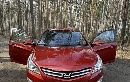 Hyundai Solaris II рестайлинг, 2015 год, 949 000 рублей, 14 фотография