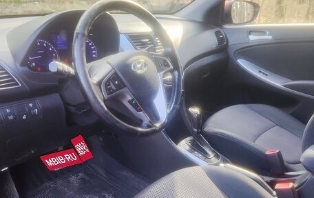 Hyundai Solaris II рестайлинг, 2015 год, 949 000 рублей, 22 фотография