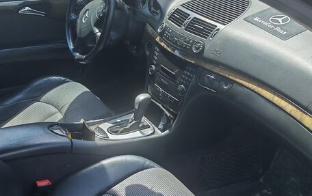 Mercedes-Benz E-Класс, 2003 год, 750 000 рублей, 7 фотография