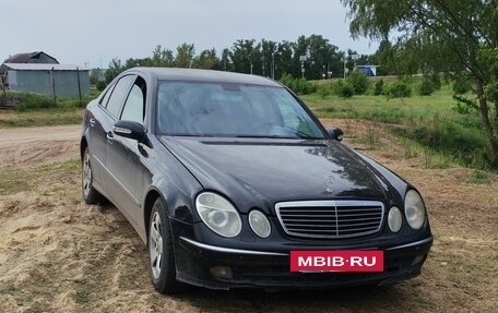 Mercedes-Benz E-Класс, 2003 год, 750 000 рублей, 6 фотография