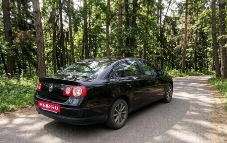 Volkswagen Passat B6, 2008 год, 650 000 рублей, 2 фотография