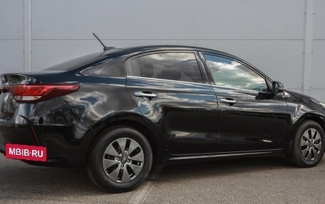 KIA Rio IV, 2020 год, 1 799 000 рублей, 6 фотография