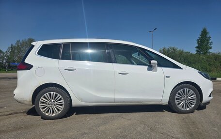 Opel Zafira C рестайлинг, 2017 год, 1 100 000 рублей, 8 фотография