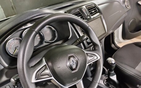 Renault Logan II, 2021 год, 1 450 000 рублей, 15 фотография