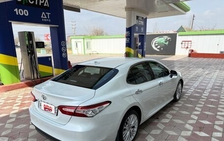 Toyota Camry, 2021 год, 2 870 000 рублей, 3 фотография