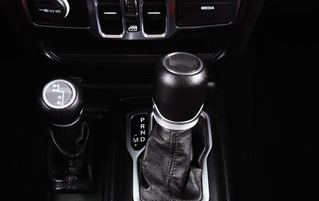 Jeep Wrangler, 2019 год, 3 649 000 рублей, 24 фотография