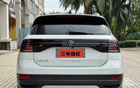 Volkswagen T-Cross I, 2022 год, 1 349 000 рублей, 5 фотография