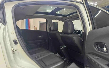 Honda Vezel, 2022 год, 1 345 000 рублей, 17 фотография