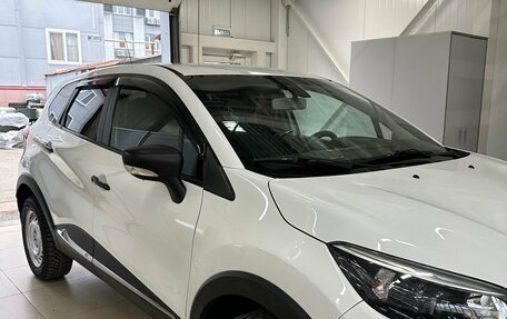 Renault Kaptur I рестайлинг, 2017 год, 1 169 000 рублей, 2 фотография