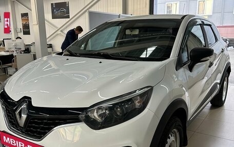 Renault Kaptur I рестайлинг, 2017 год, 1 169 000 рублей, 6 фотография