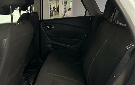 Renault Kaptur I рестайлинг, 2017 год, 1 169 000 рублей, 23 фотография