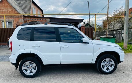 Chevrolet Niva I рестайлинг, 2019 год, 872 000 рублей, 7 фотография