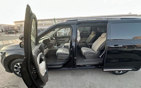 KIA Carnival, 2023 год, 4 550 000 рублей, 18 фотография