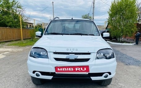Chevrolet Niva I рестайлинг, 2019 год, 872 000 рублей, 6 фотография