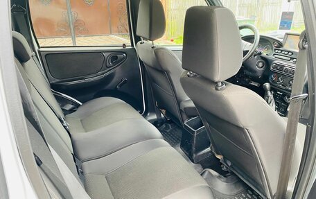 Chevrolet Niva I рестайлинг, 2019 год, 872 000 рублей, 12 фотография