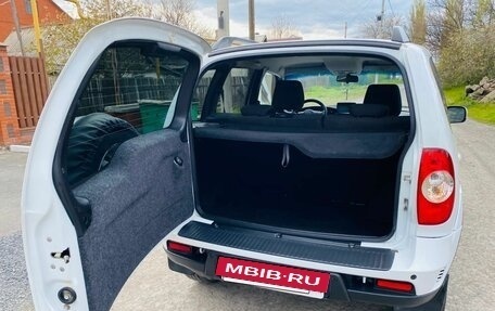Chevrolet Niva I рестайлинг, 2019 год, 872 000 рублей, 15 фотография