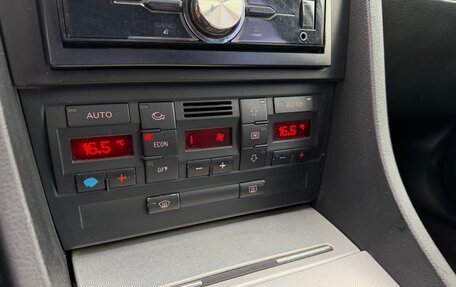 Audi A4, 2005 год, 649 000 рублей, 33 фотография