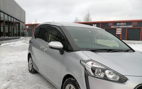 Toyota Sienta II, 2017 год, 1 300 000 рублей, 2 фотография