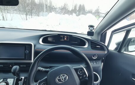 Toyota Sienta II, 2017 год, 1 300 000 рублей, 8 фотография