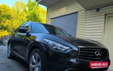 Infiniti FX II, 2012 год, 2 300 000 рублей, 12 фотография
