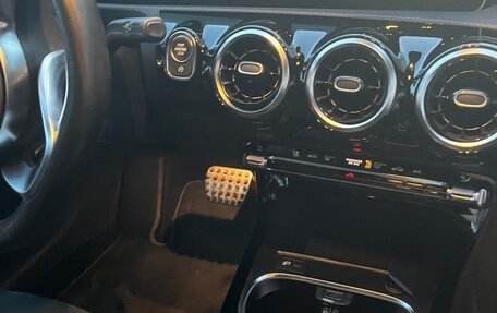 Mercedes-Benz CLA, 2019 год, 2 600 000 рублей, 6 фотография