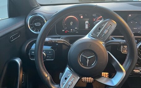 Mercedes-Benz CLA, 2019 год, 2 600 000 рублей, 11 фотография