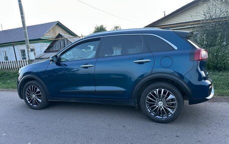 KIA Niro I, 2018 год, 1 600 000 рублей, 4 фотография