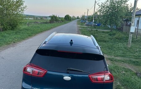 KIA Niro I, 2018 год, 1 600 000 рублей, 6 фотография