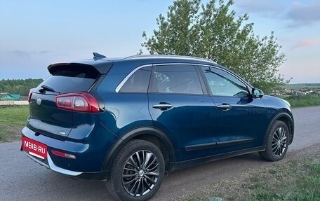 KIA Niro I, 2018 год, 1 600 000 рублей, 7 фотография